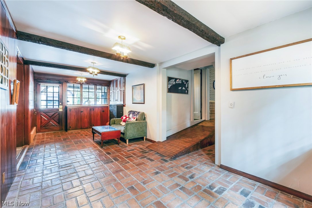 62 Warner Road Hubbard OH 44425