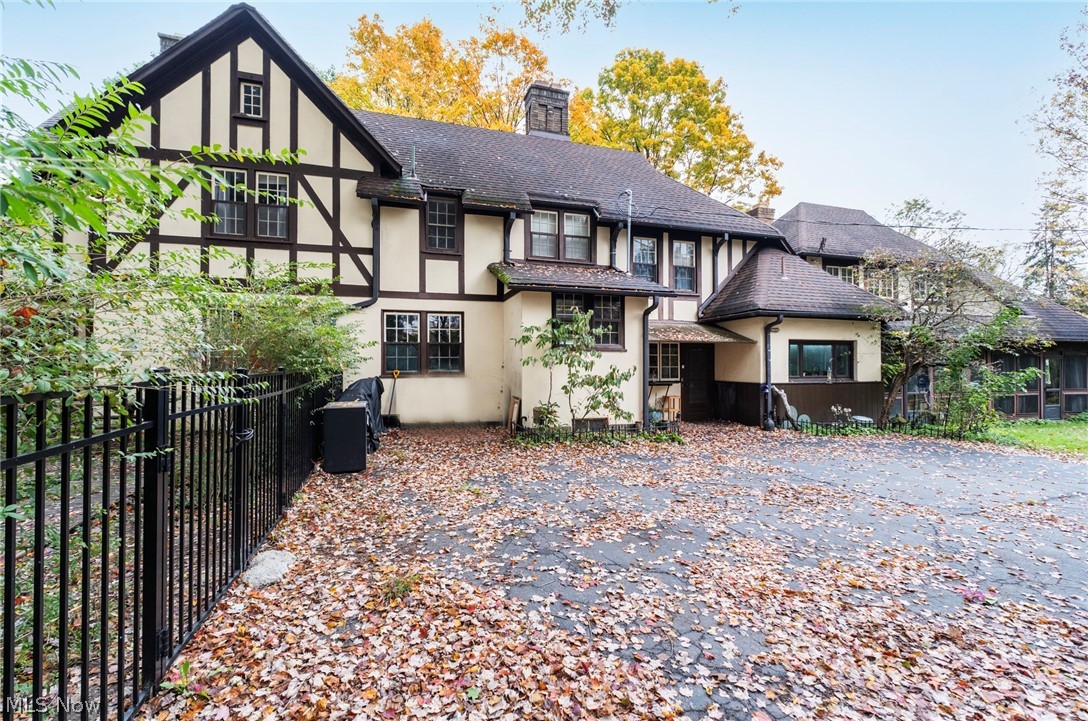 62 Warner Road Hubbard OH 44425