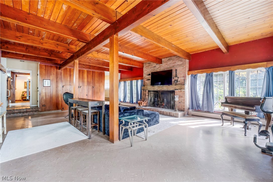 62 Warner Road Hubbard OH 44425