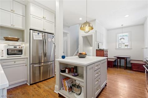 2689 Berkshire Road Cleveland Heights OH 44106
