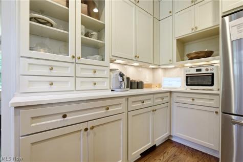 2689 Berkshire Road Cleveland Heights OH 44106