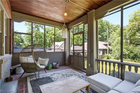 2689 Berkshire Road Cleveland Heights OH 44106