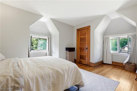 2689 Berkshire Road Cleveland Heights OH 44106