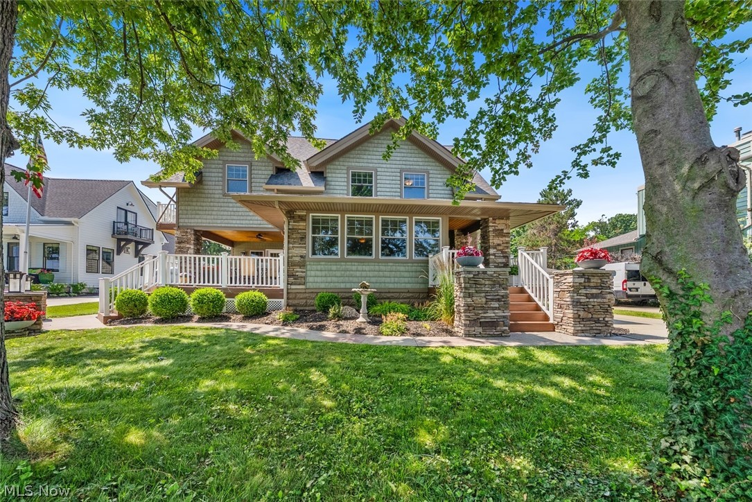 25021 Lakeview Drive Bay Village OH 44140