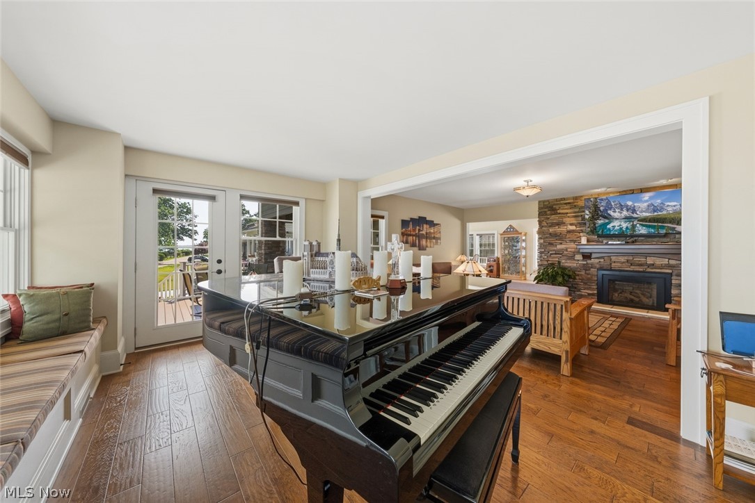 25021 Lakeview Drive Bay Village OH 44140