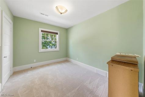 25021 Lakeview Drive Bay Village OH 44140