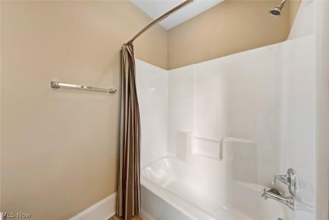 25021 Lakeview Drive Bay Village OH 44140