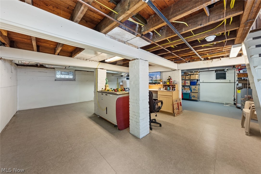 25021 Lakeview Drive Bay Village OH 44140