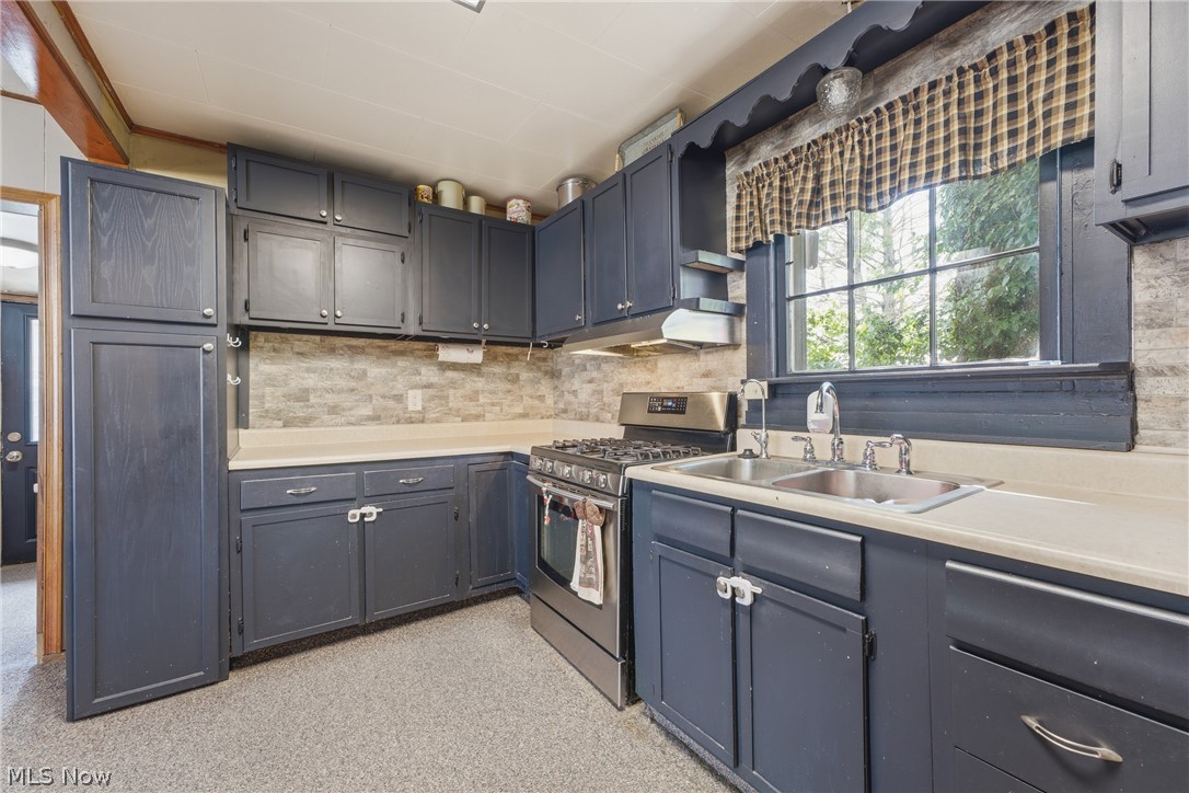 245 E Robinson Street Shreve OH 44676