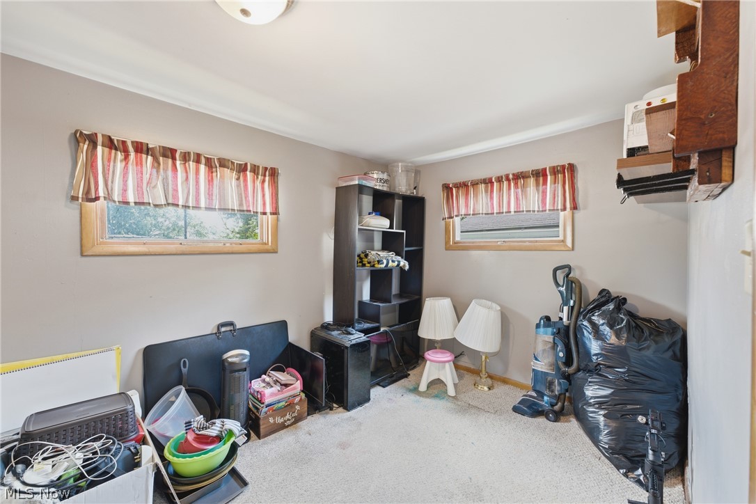 245 E Robinson Street Shreve OH 44676