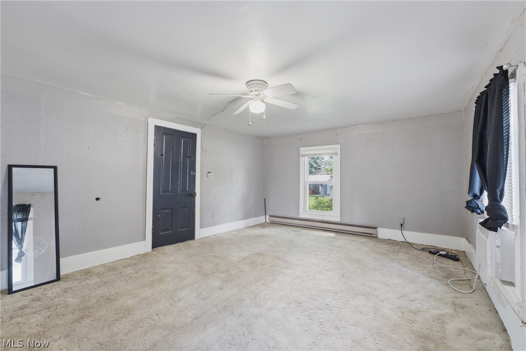 245 E Robinson Street Shreve OH 44676
