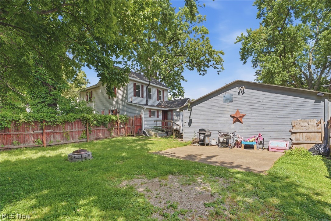 245 E Robinson Street Shreve OH 44676