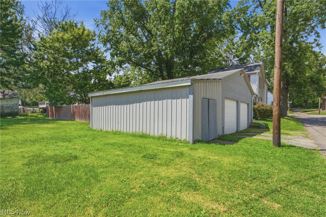 245 E Robinson Street Shreve OH 44676