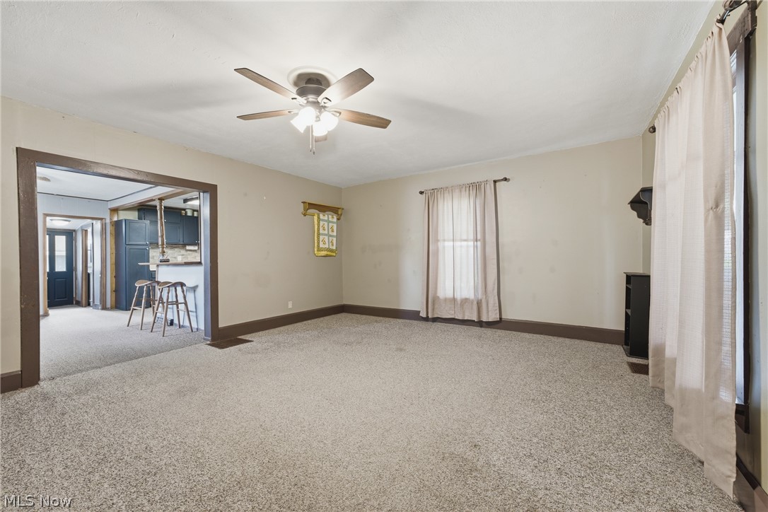 245 E Robinson Street Shreve OH 44676