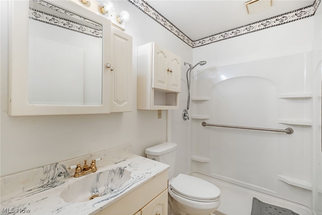 845 Carnegie Avenue Akron OH 44314