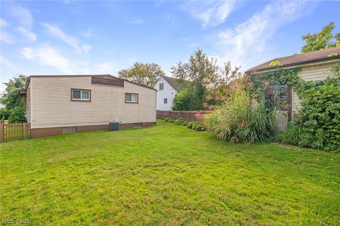 845 Carnegie Avenue Akron OH 44314