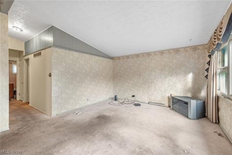 845 Carnegie Avenue Akron OH 44314