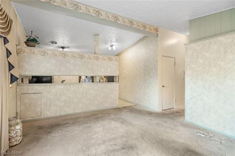 845 Carnegie Avenue Akron OH 44314