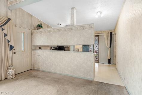 845 Carnegie Avenue Akron OH 44314