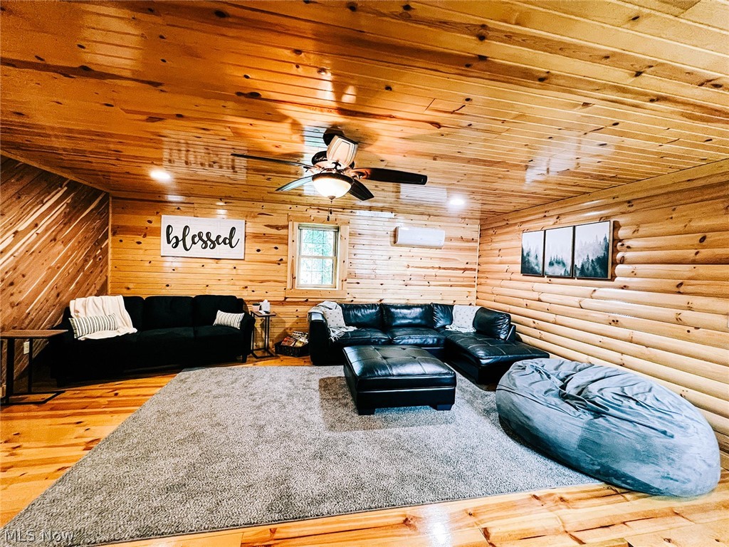 5000 State Route 515 Sugarcreek OH 44681