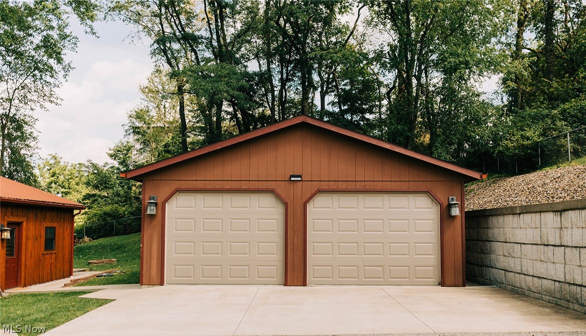 5000 State Route 515 Sugarcreek OH 44681