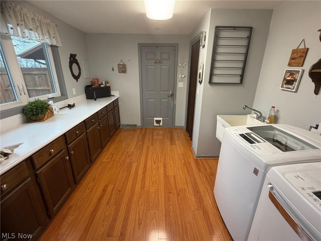 144 W 1st Street Minerva OH 44657