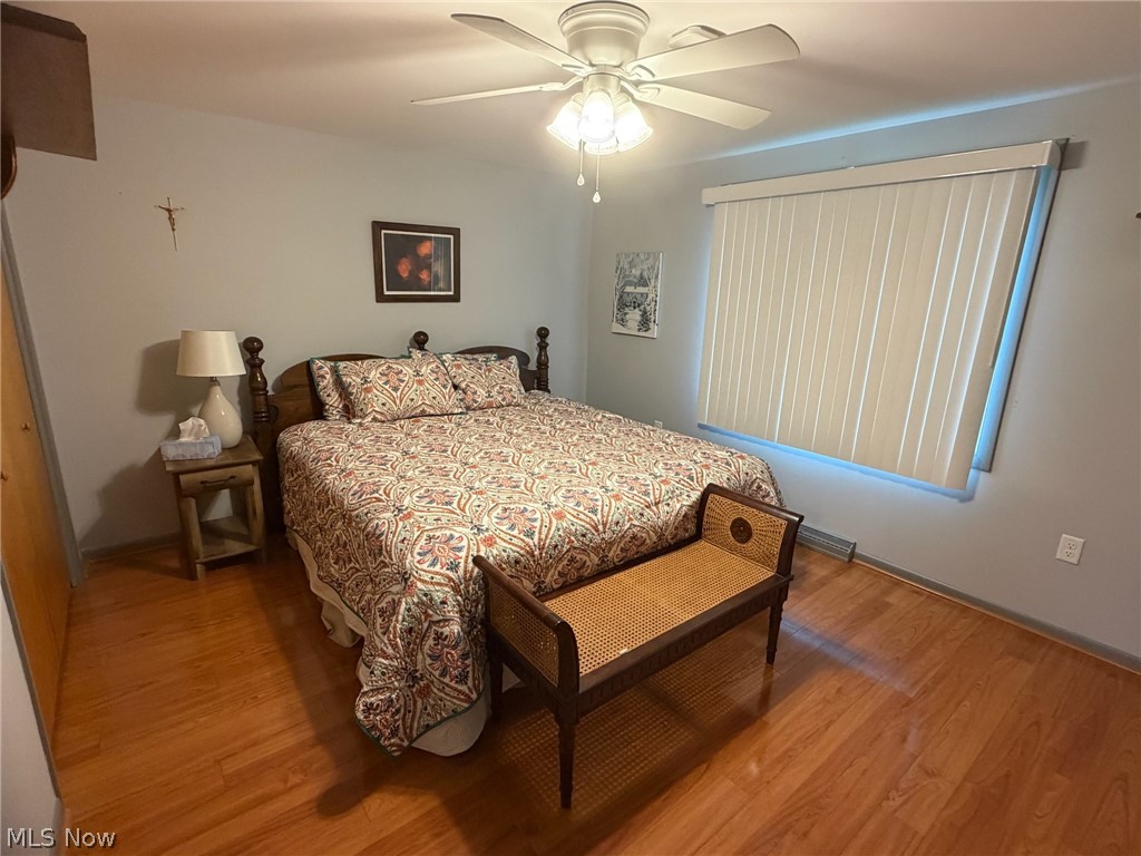 144 W 1st Street Minerva OH 44657