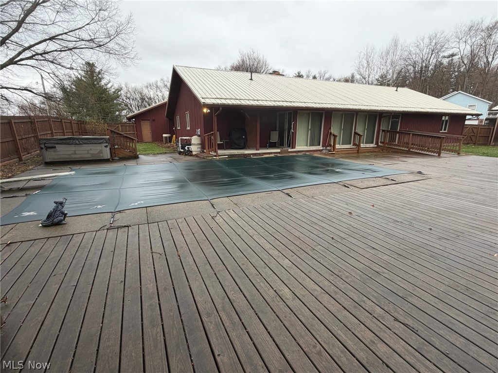 144 W 1st Street Minerva OH 44657