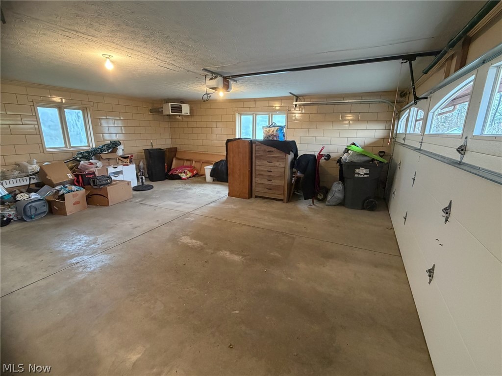 144 W 1st Street Minerva OH 44657