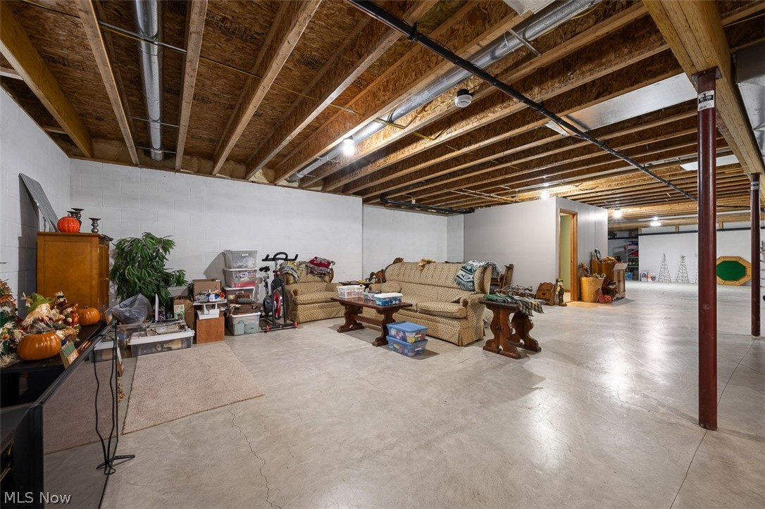 11210 Tritts Street NW Canal Fulton OH 44614
