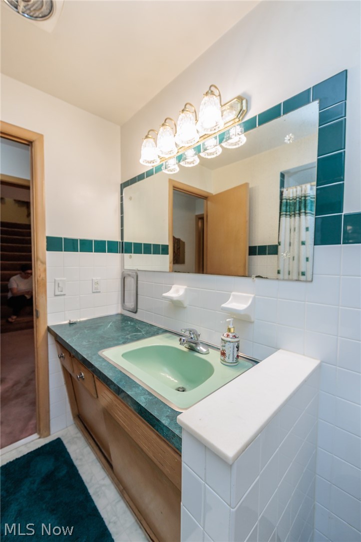 4177 Stonehaven Road South Euclid OH 44121