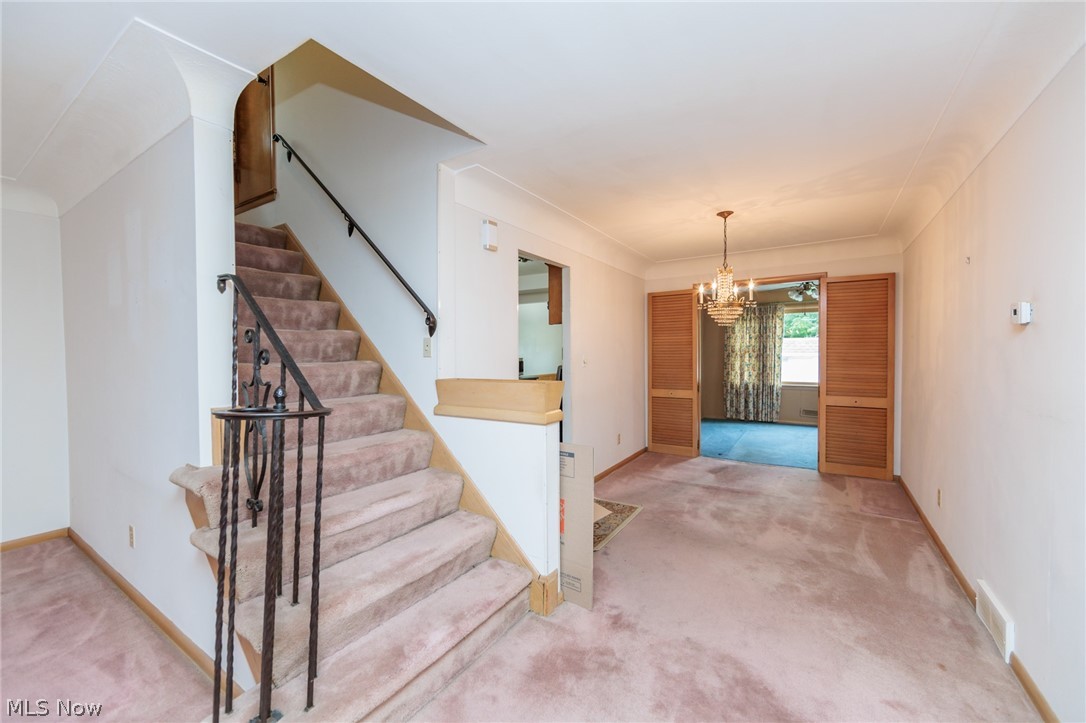 4177 Stonehaven Road South Euclid OH 44121