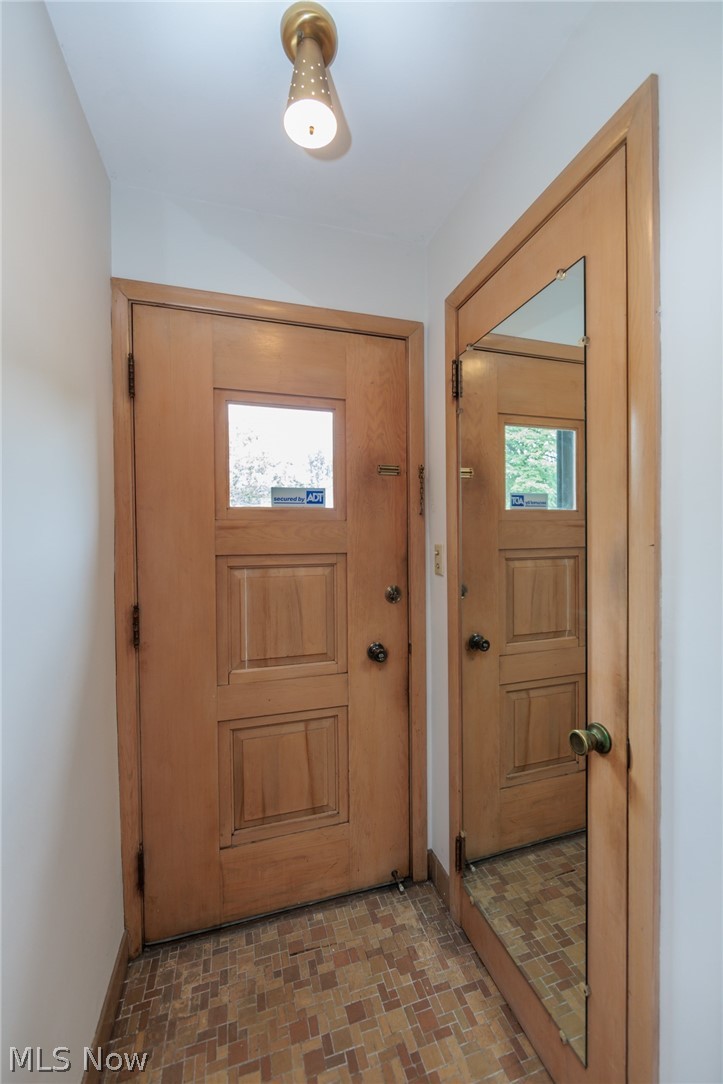 4177 Stonehaven Road South Euclid OH 44121