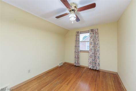 4177 Stonehaven Road South Euclid OH 44121
