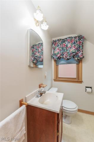 4177 Stonehaven Road South Euclid OH 44121