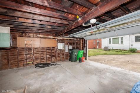 4177 Stonehaven Road South Euclid OH 44121