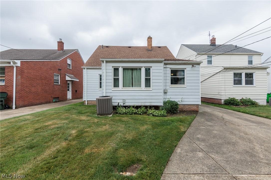 4177 Stonehaven Road South Euclid OH 44121