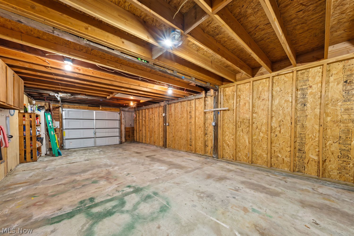 113 29th Street NW Barberton OH 44203