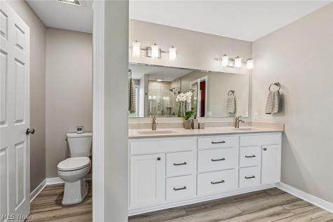 2965 Greenspire Lane Akron OH 44333