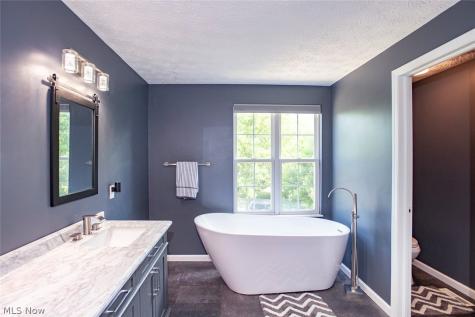 1060 Sugarhouse Lane Medina OH 44256