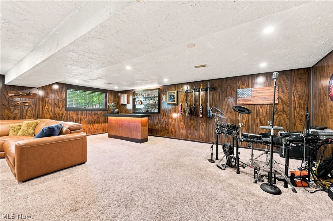 18082 Kenston Lake Drive Chagrin Falls OH 44023