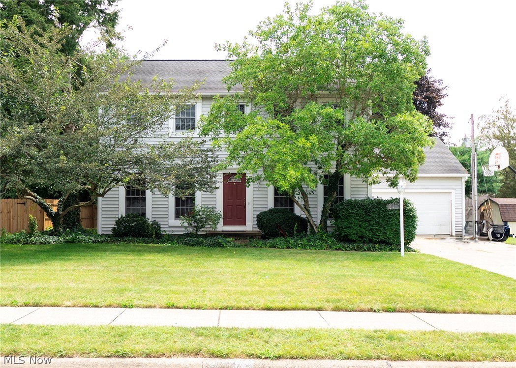241 Kent Circle NE New Philadelphia OH 44663