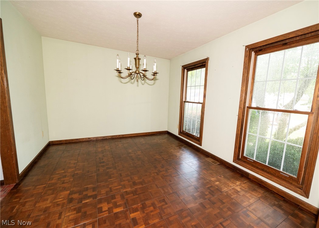 241 Kent Circle NE New Philadelphia OH 44663