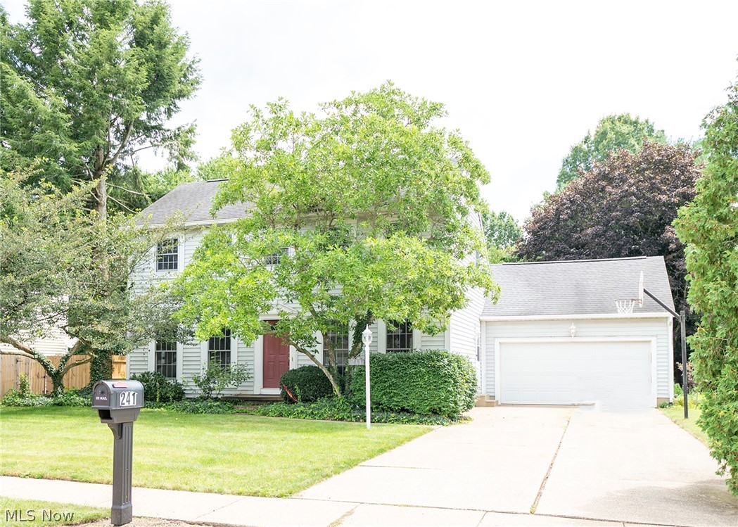 241 Kent Circle NE New Philadelphia OH 44663