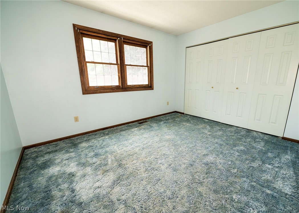 241 Kent Circle NE New Philadelphia OH 44663
