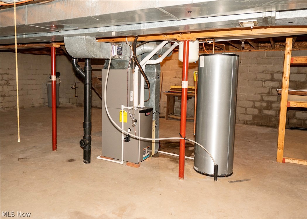 241 Kent Circle NE New Philadelphia OH 44663