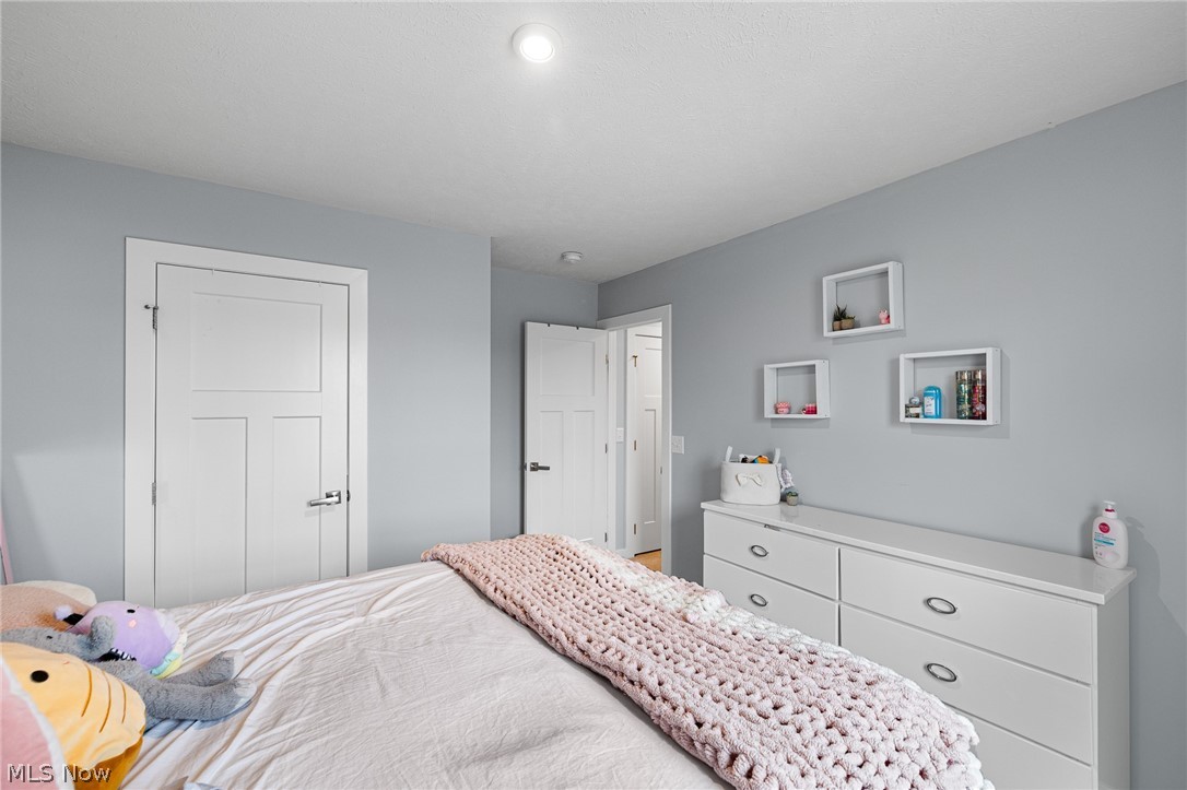 4955 Clifton Mill Drive North Ridgeville OH 44039