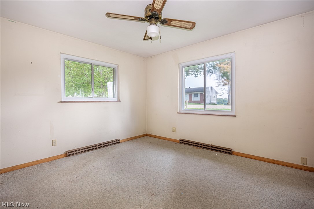 756 Ridgewood Drive Coshocton OH 43812
