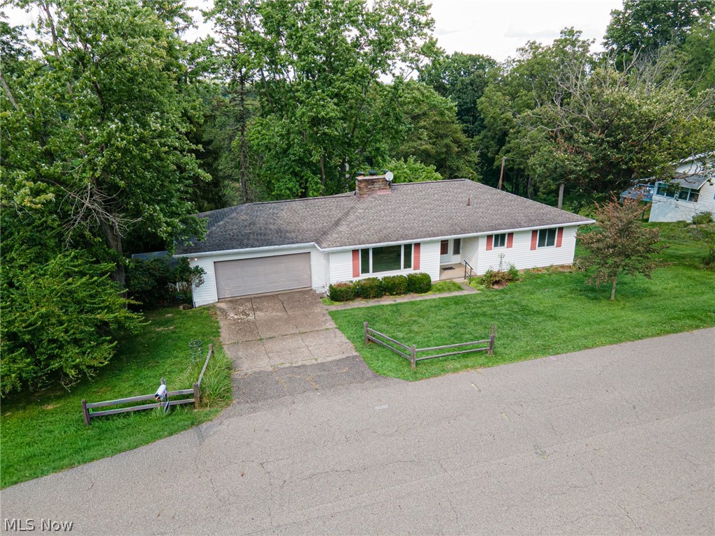 756 Ridgewood Drive Coshocton OH 43812