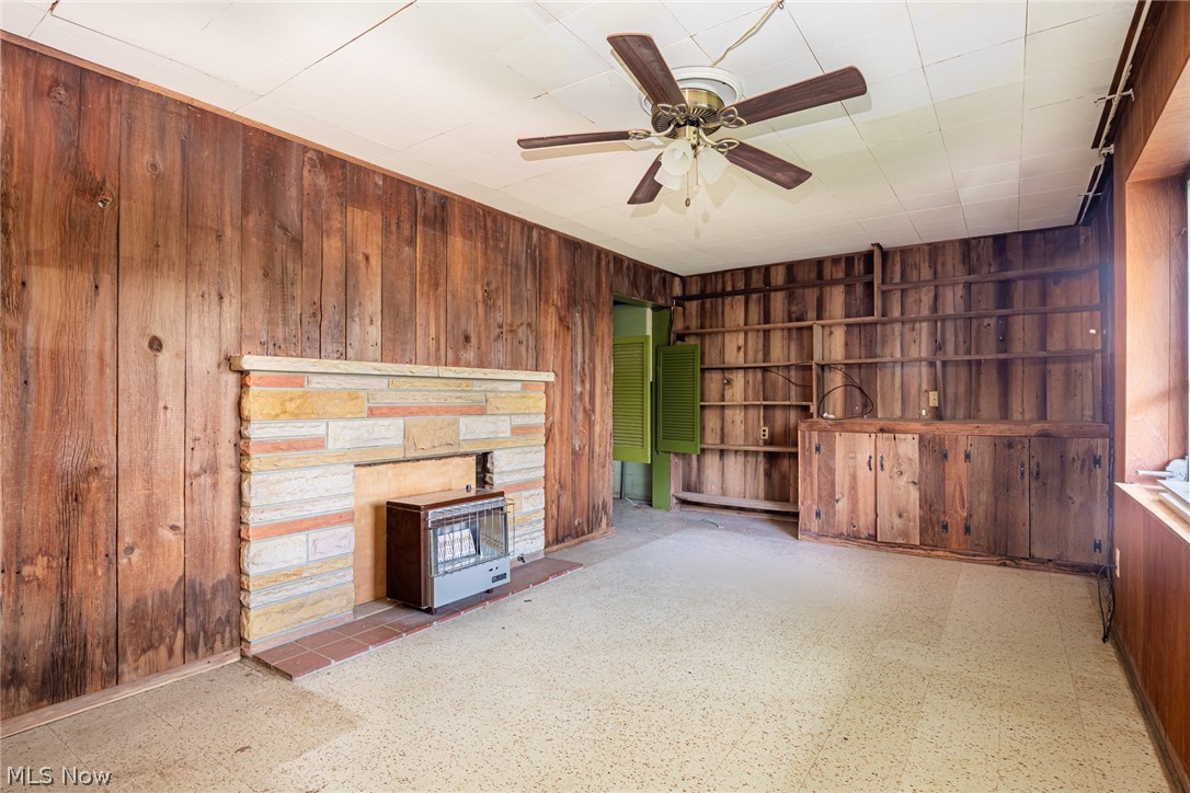 756 Ridgewood Drive Coshocton OH 43812